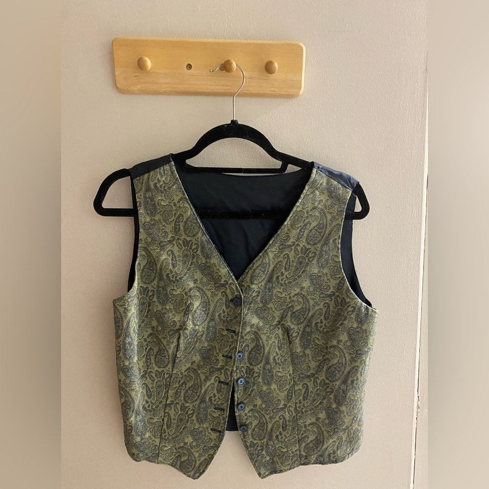 Paisley V-Neck Button Front Reversible Vest in Olive Gold and Midnight Blue